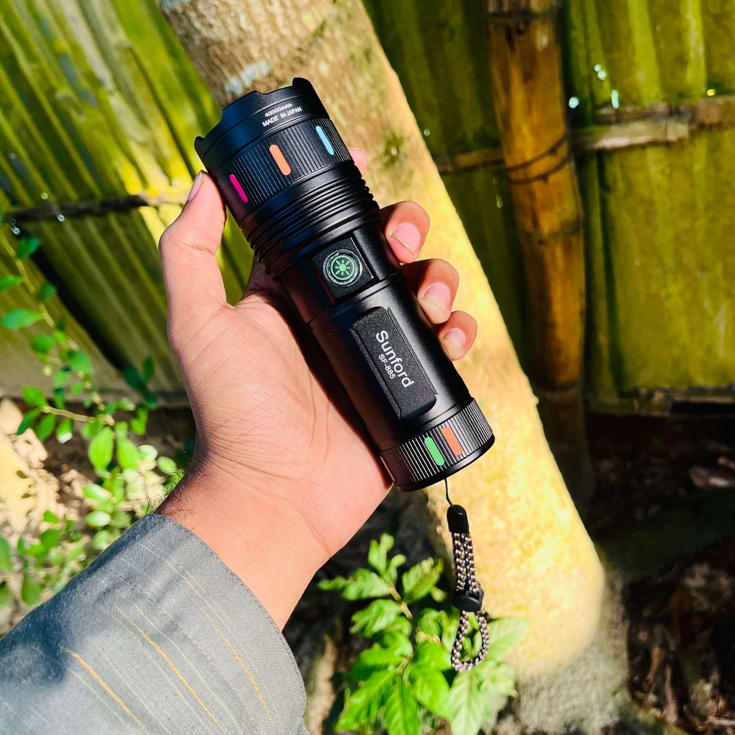 Sanford/Sunford SF-885 Super Bright Flashlight - Image 4