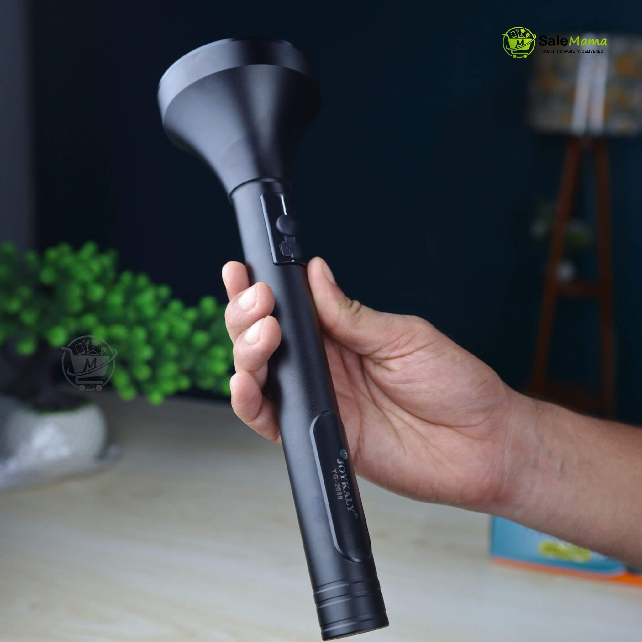 YG-2088 Rechargeable High Power LED Torch Light — 10W | 3000mAh | 1800m Beam - Image 2